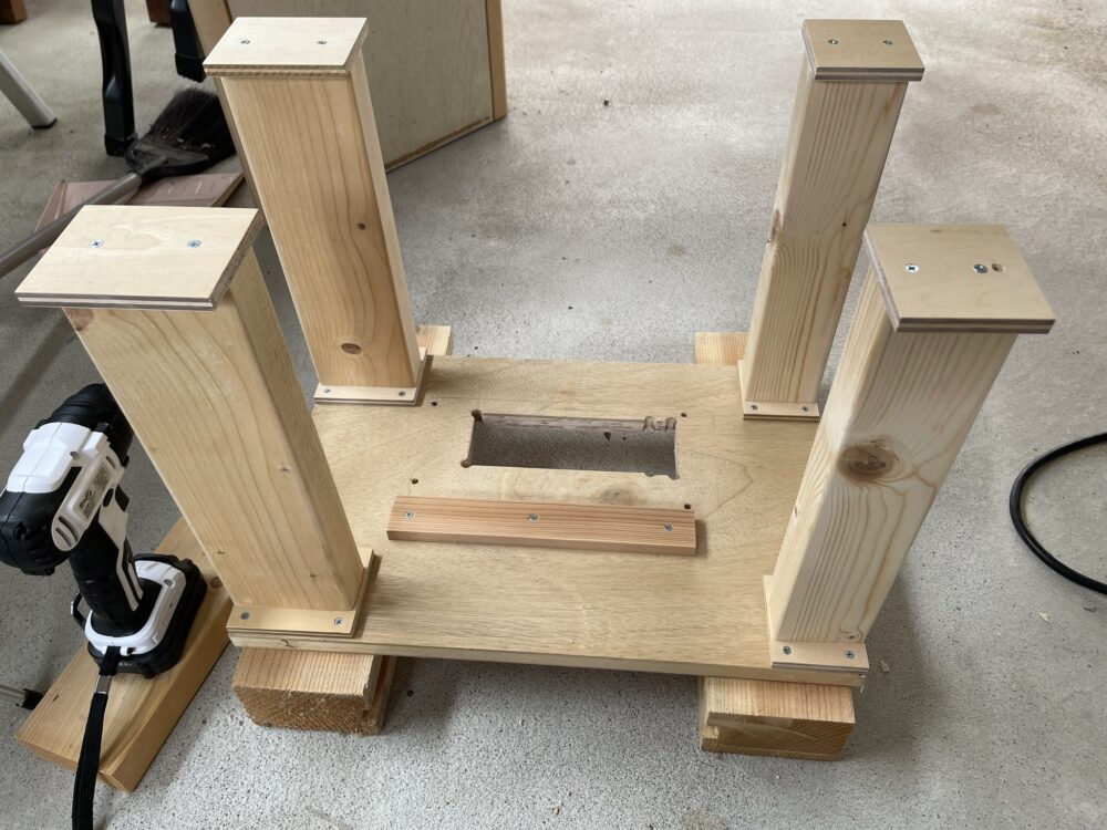 フレンチクリート専用丸ノコテーブル