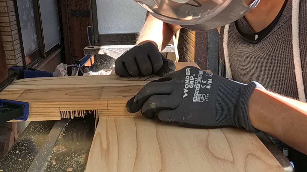 デスクチェア　肘置き