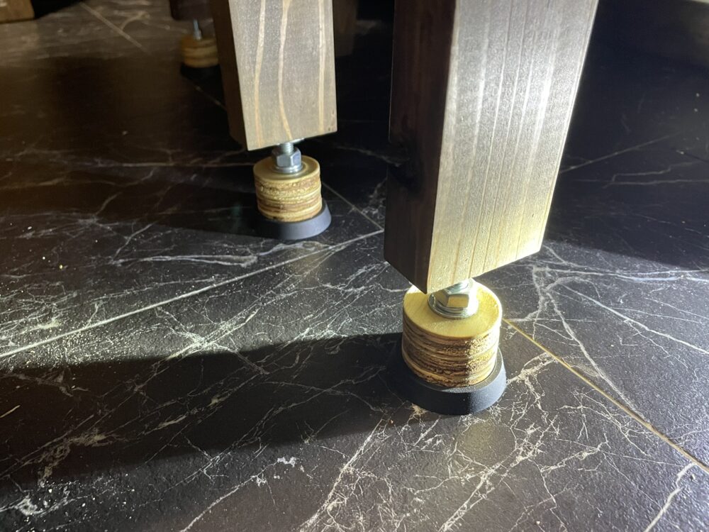 ホールソーを使ったアジャスター作製