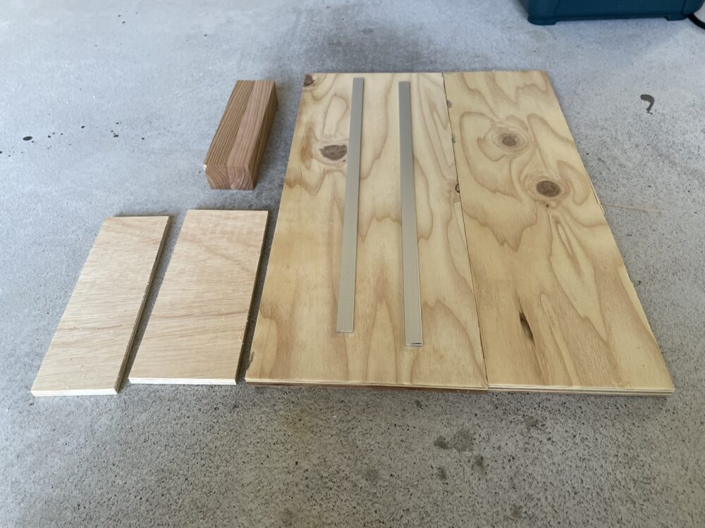 丸ノコベンチ　スライダー治具