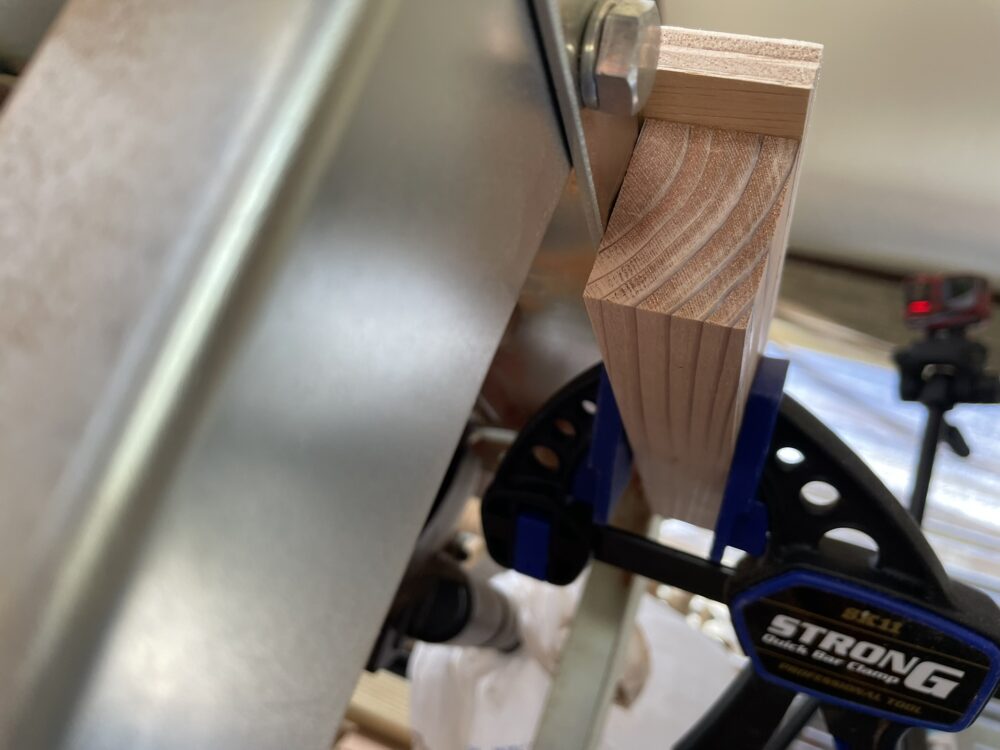 丸ノコベンチ　スライダー治具