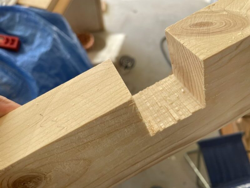 丸ノコベンチのスライダー治具を使った相欠き組み