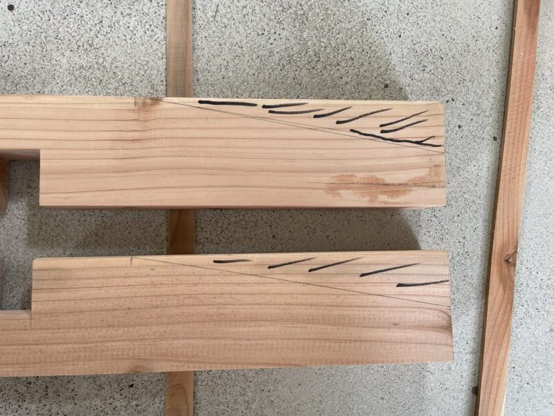 丸ノコベンチのスライダー治具を使った角度切り