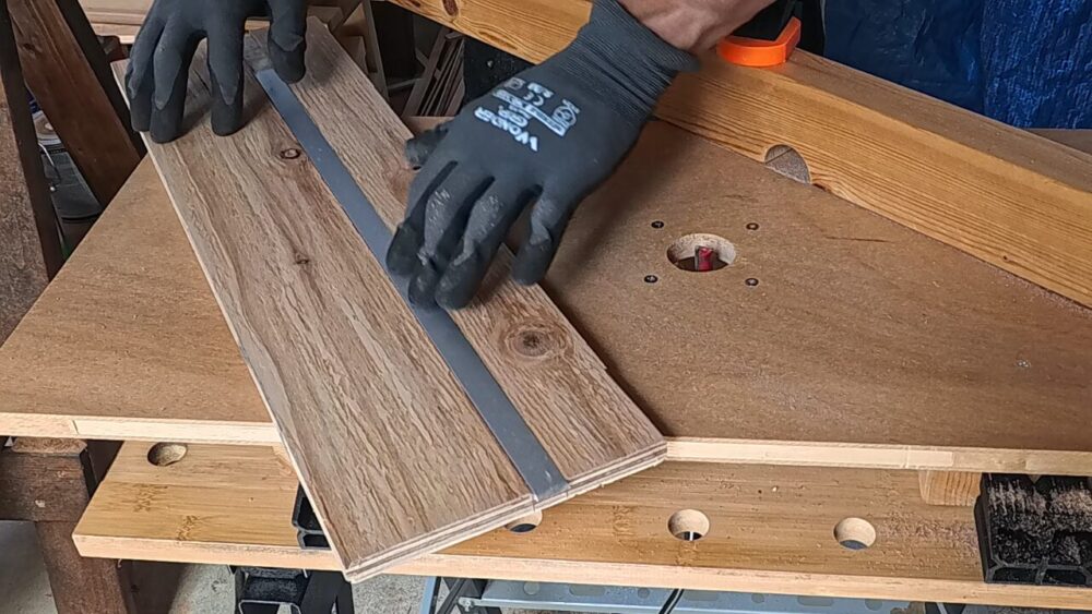 丸ノコベンチ　スライダー治具