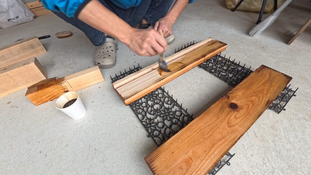 コーヒー染めと焼きのグラデーションの板